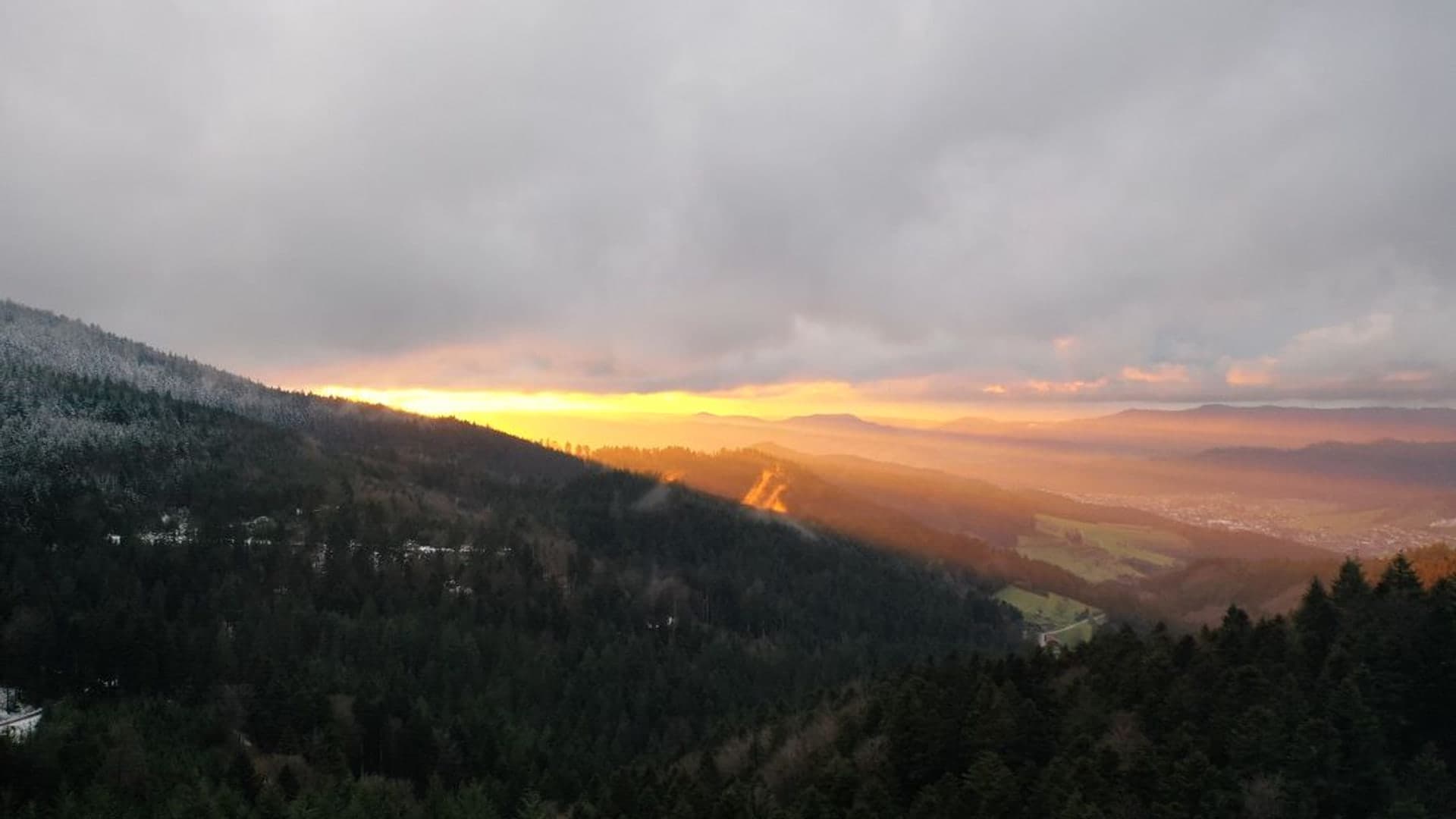 Morgenrot über den Bergen — Terminbuchung